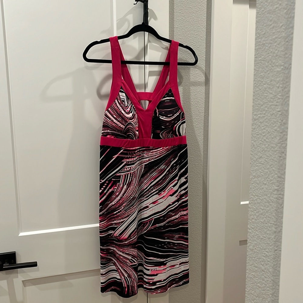 Tek Gear women’s razorback tank dress - size xl, black, hot pink and white.